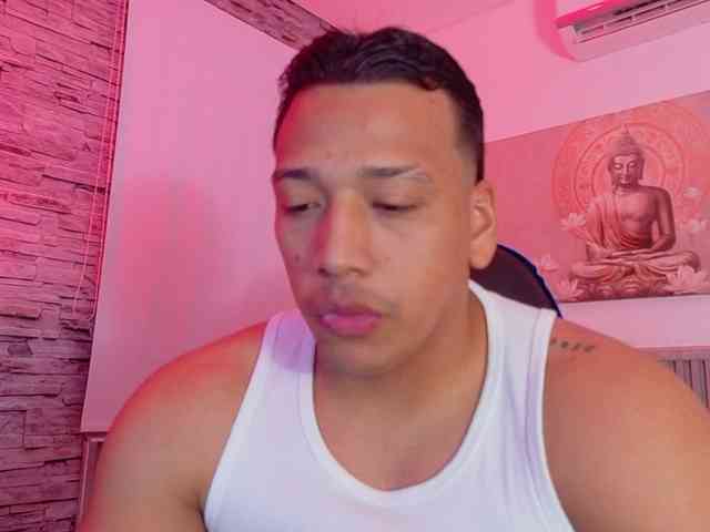 Tom-Muscle Tom-Muscle