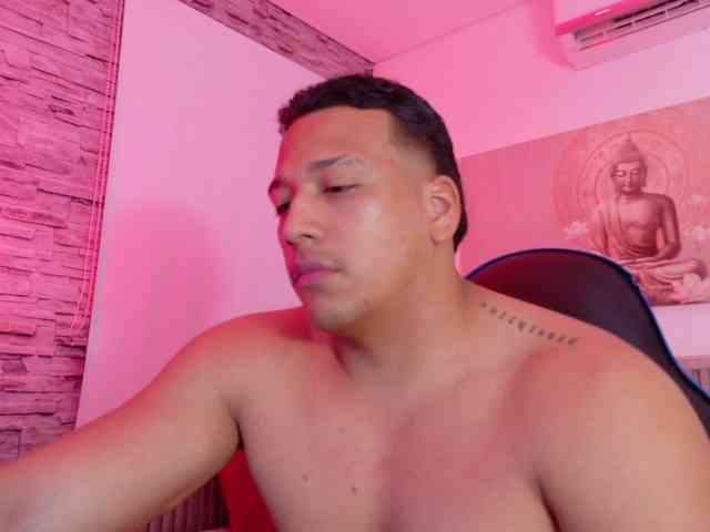 Tom-Muscle Tom-Muscle