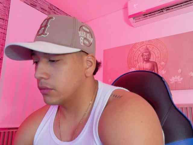 Tom-Muscle Tom-Muscle