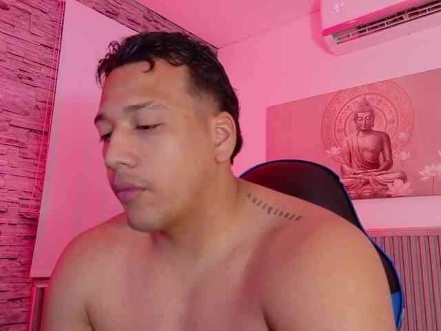 Tom-Muscle Tom-Muscle