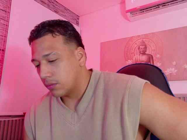 Tom-Muscle Tom-Muscle