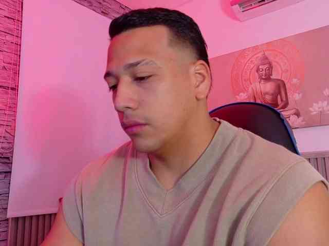 Tom-Muscle Tom-Muscle