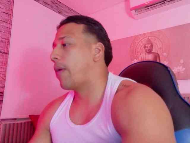 Tom-Muscle Tom-Muscle