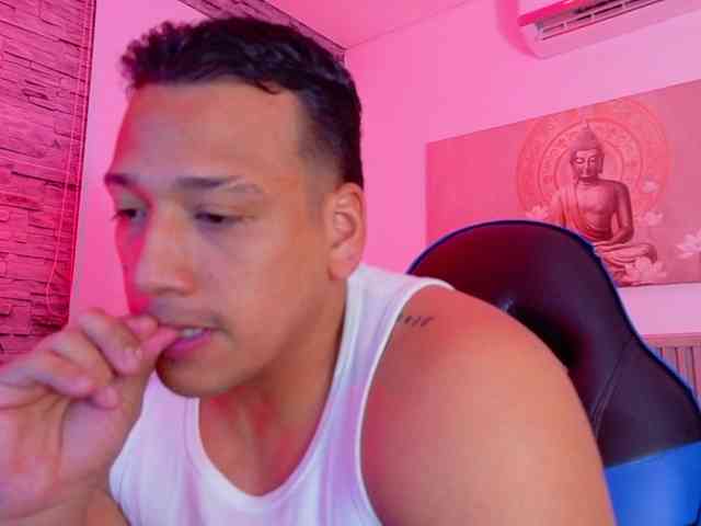 Tom-Muscle Tom-Muscle