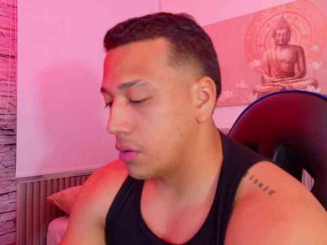 Tom-Muscle Tom-Muscle