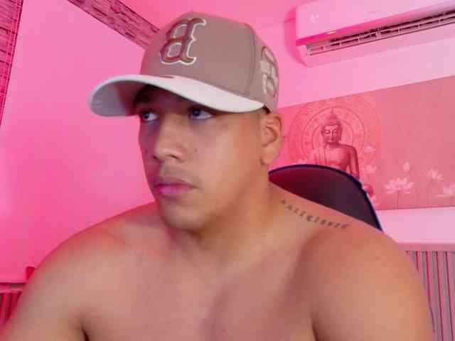 Tom-Muscle Tom-Muscle