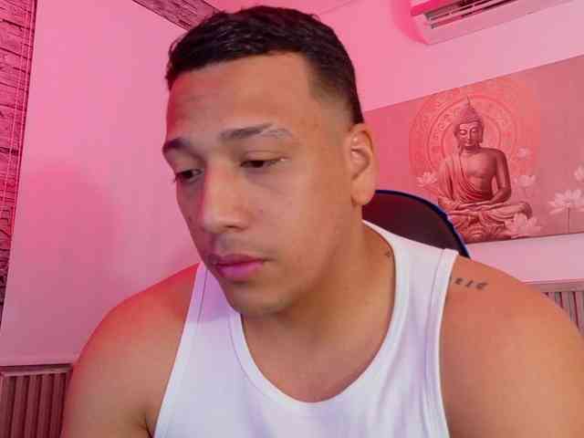 Tom-Muscle Tom-Muscle