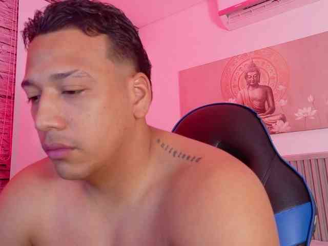 Tom-Muscle Tom-Muscle