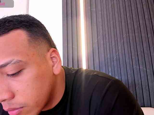 Tom-Muscle Tom-Muscle