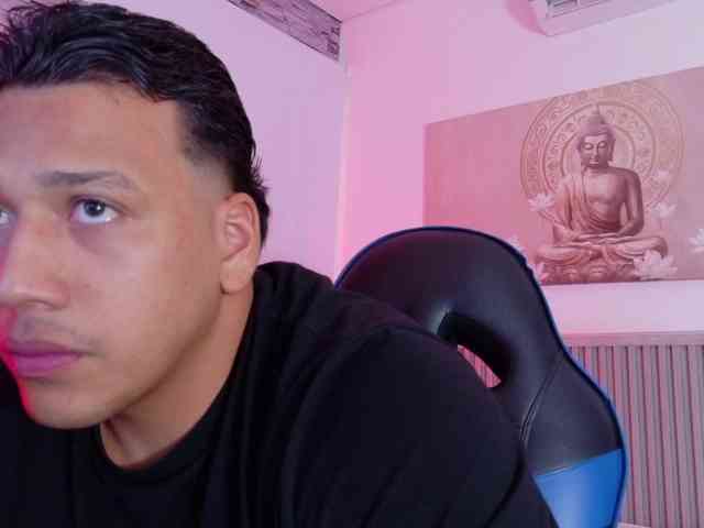 Tom-Muscle Tom-Muscle