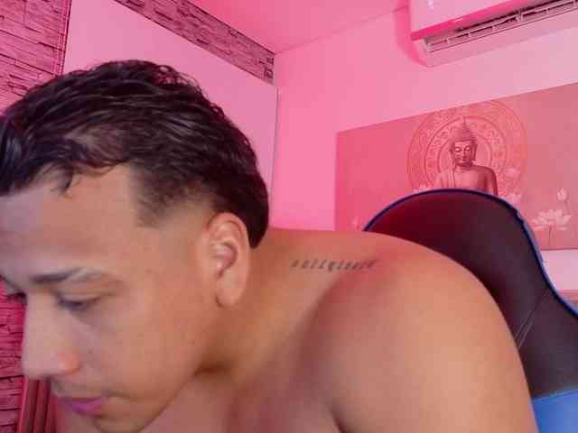 Tom-Muscle Tom-Muscle