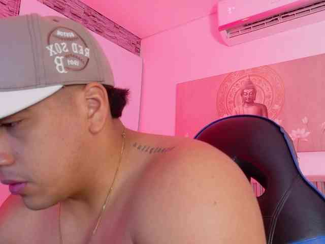 Tom-Muscle Tom-Muscle