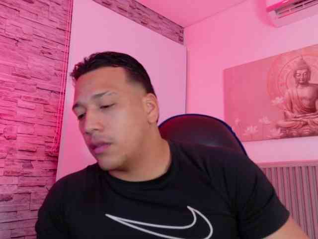 Tom-Muscle Tom-Muscle