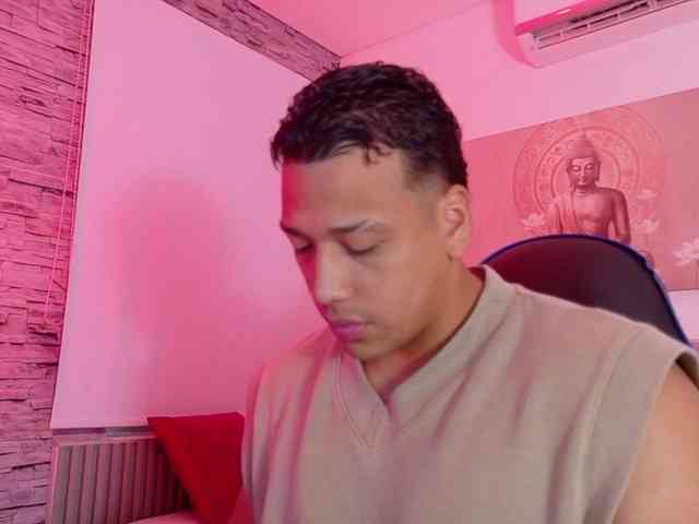 Tom-Muscle Tom-Muscle