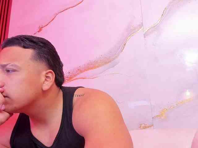 Tom-Muscle Tom-Muscle