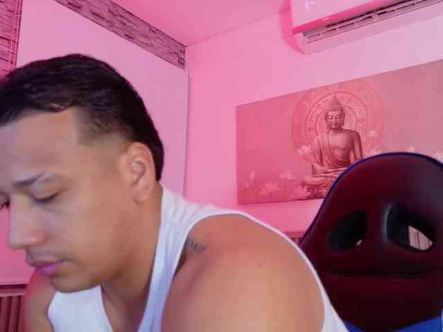 Tom-Muscle Tom-Muscle