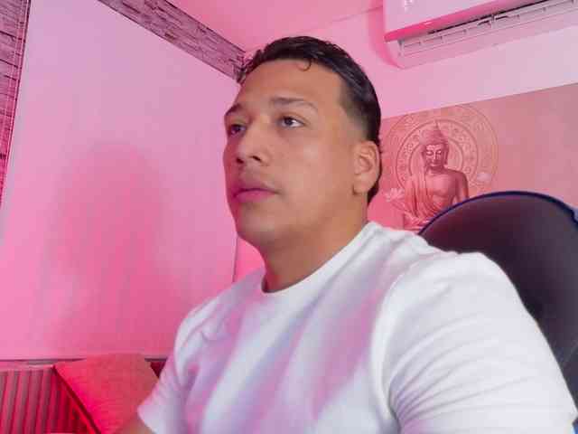 Tom-Muscle Tom-Muscle