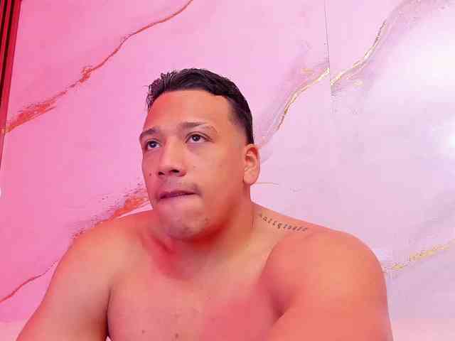 Tom-Muscle Tom-Muscle