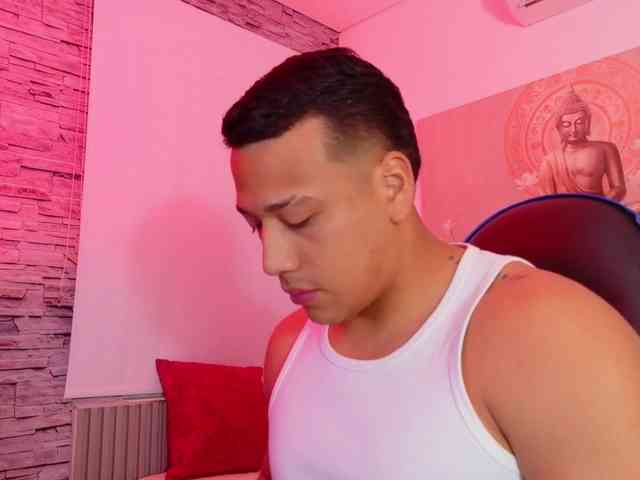 Tom-Muscle Tom-Muscle