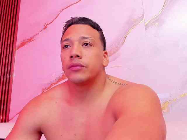 Tom-Muscle Tom-Muscle