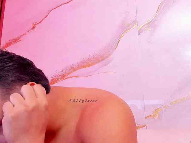 Tom-Muscle Tom-Muscle