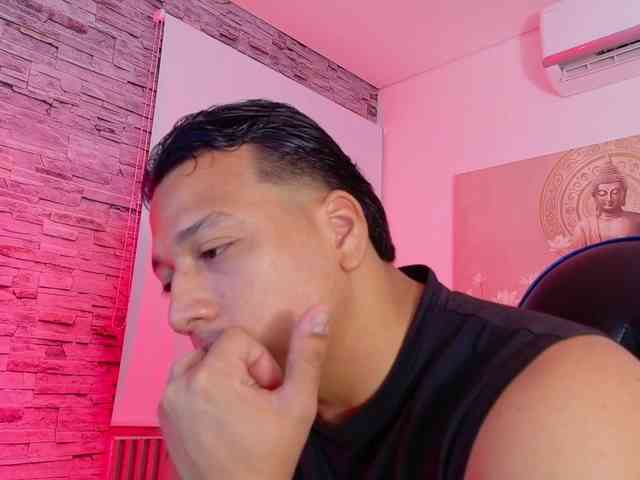 Tom-Muscle Tom-Muscle