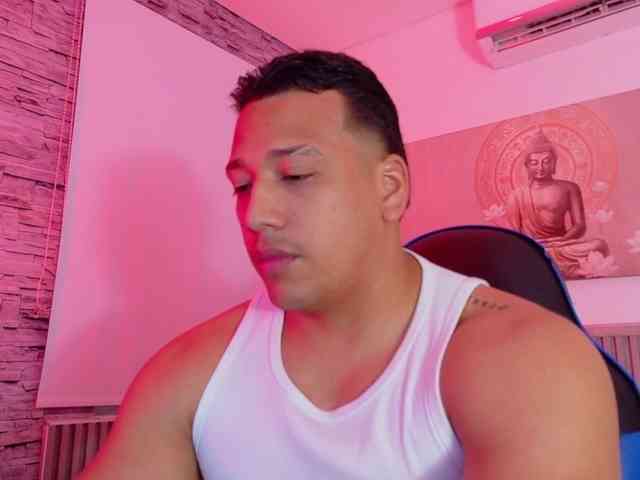 Tom-Muscle Tom-Muscle