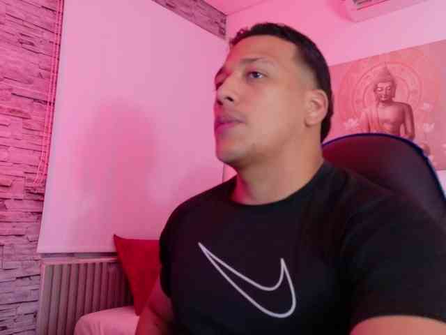 Tom-Muscle Tom-Muscle