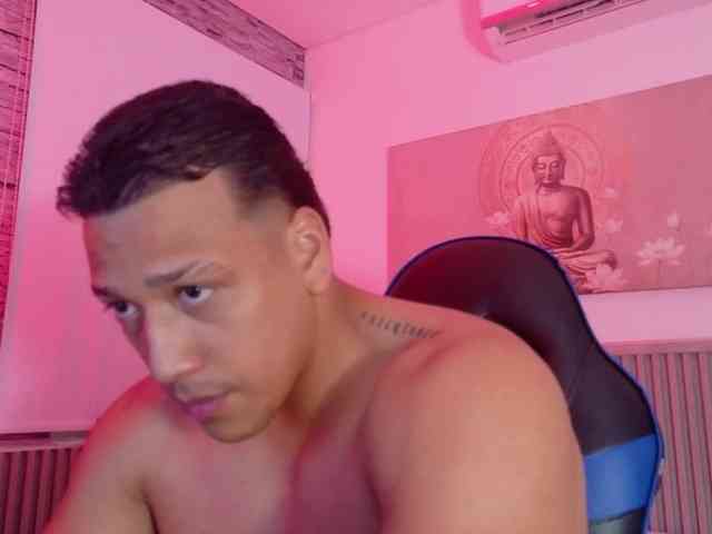 Tom-Muscle Tom-Muscle