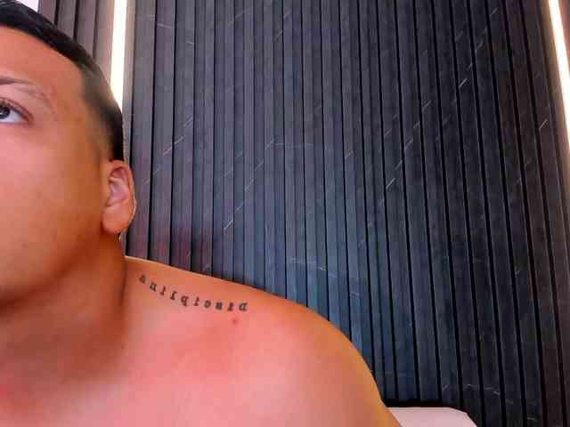 Tom-Muscle Tom-Muscle