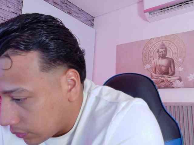 Tom-Muscle Tom-Muscle