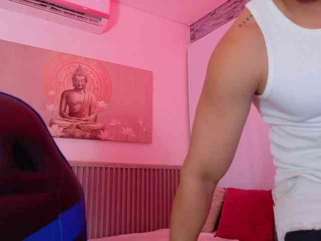 Tom-Muscle Tom-Muscle