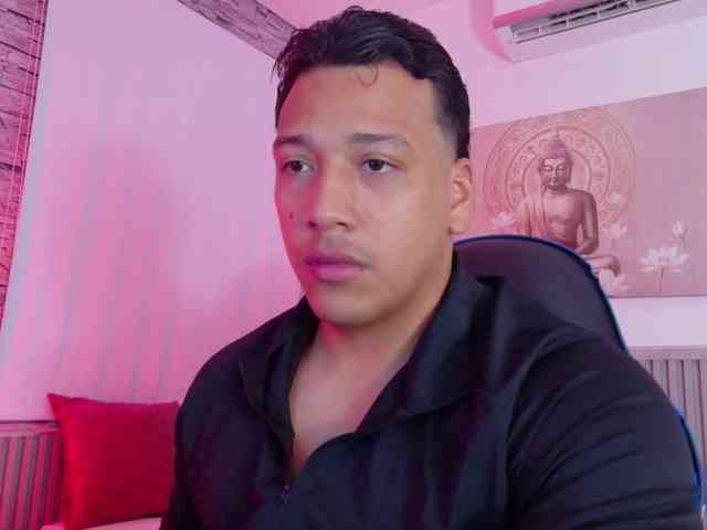 Tom-Muscle Tom-Muscle