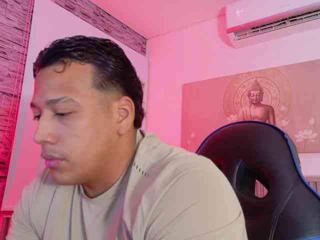 Tom-Muscle Tom-Muscle