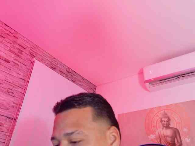 Tom-Muscle Tom-Muscle