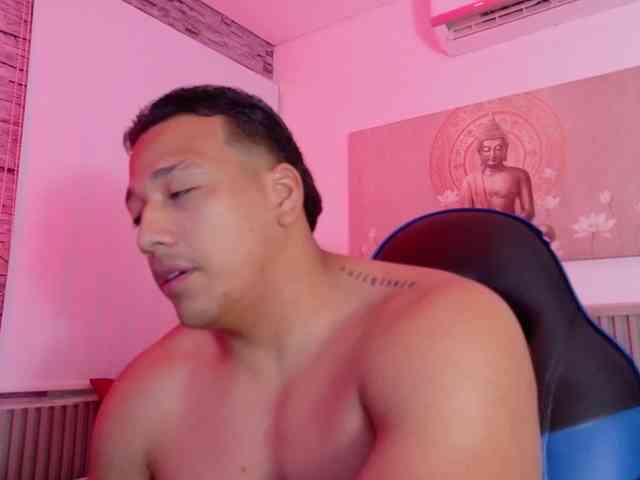 Tom-Muscle Tom-Muscle