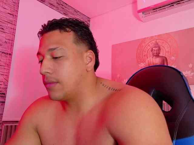 Tom-Muscle Tom-Muscle