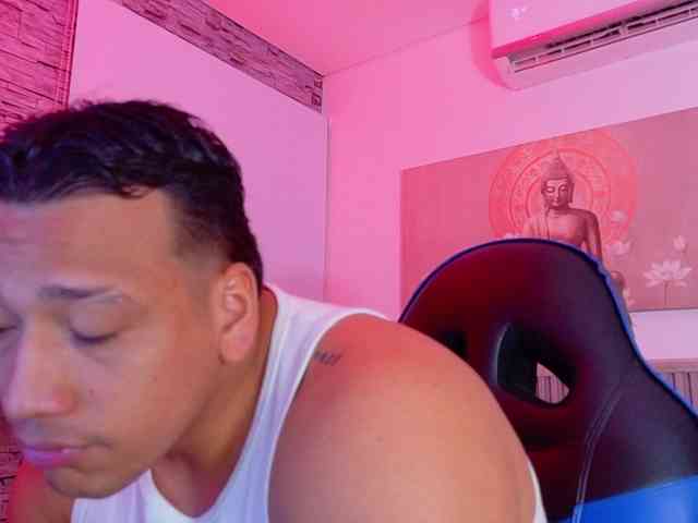 Tom-Muscle Tom-Muscle