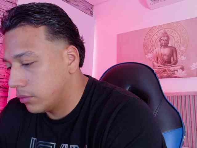 Tom-Muscle Tom-Muscle