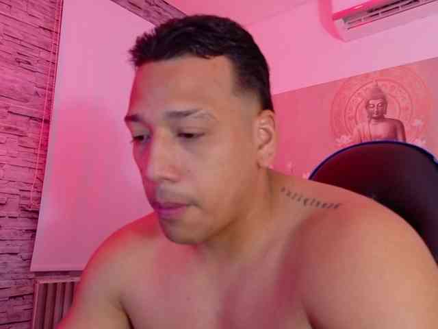 Tom-Muscle Tom-Muscle