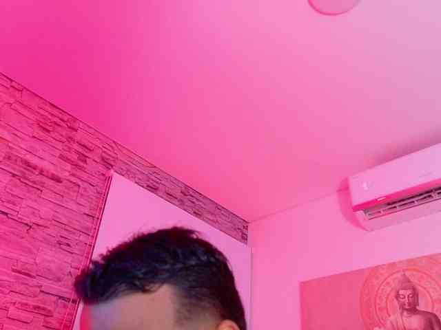 Tom-Muscle Tom-Muscle