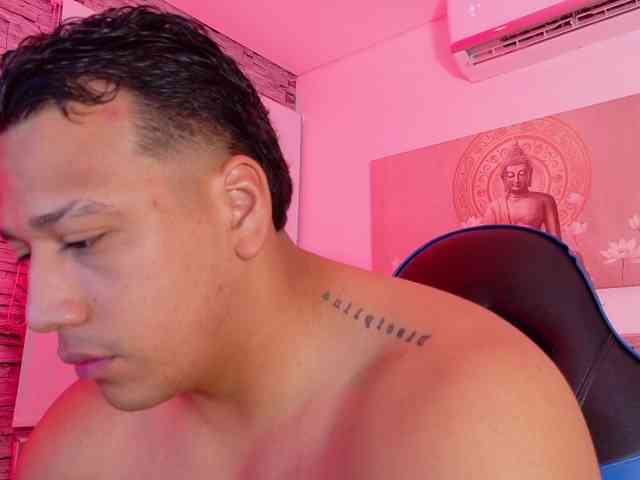 Tom-Muscle Tom-Muscle