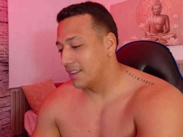 Tom-Muscle Tom-Muscle