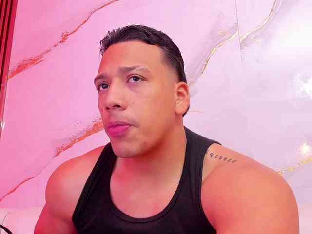 Tom-Muscle Tom-Muscle