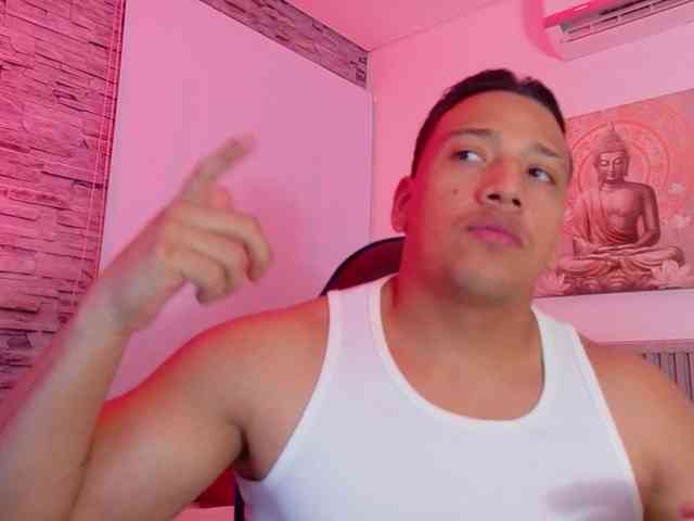 Tom-Muscle Tom-Muscle