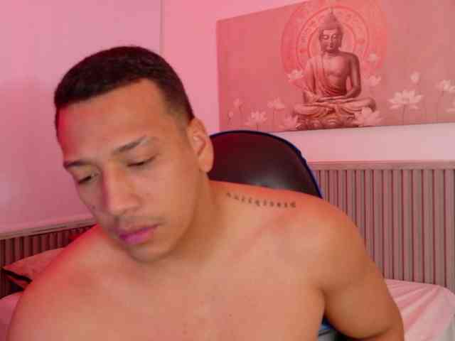 Tom-Muscle Tom-Muscle