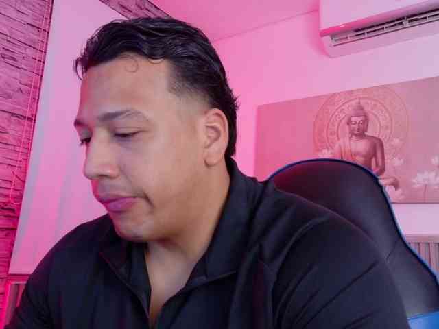 Tom-Muscle Tom-Muscle