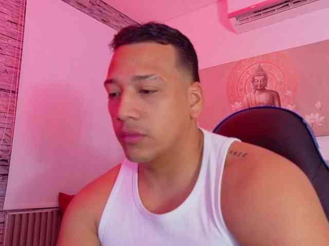 Tom-Muscle Tom-Muscle