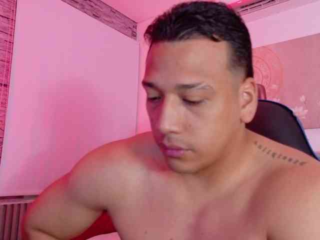 Tom-Muscle Tom-Muscle