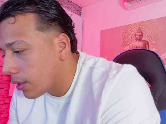 Tom-Muscle Tom-Muscle